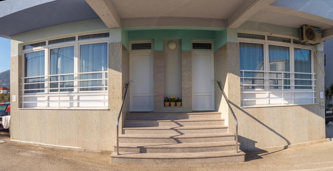 Sun Studio Apartments Trogir Exterior photo